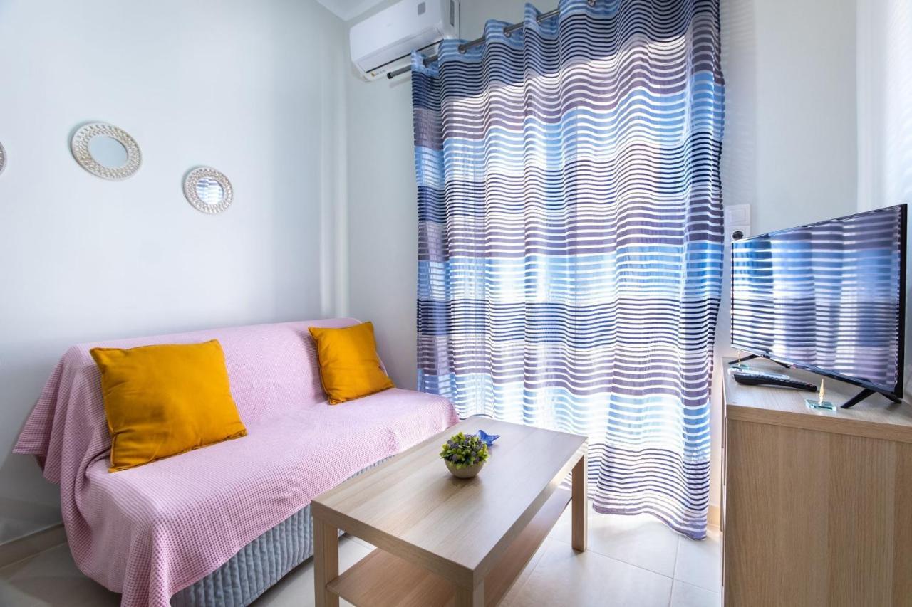 Joyfull Apartment In 피레아스 외부 사진